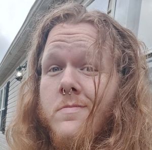 Meet your Posher, Derrick